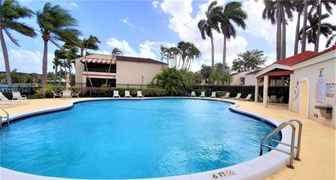 20025 NE 3rd Ct 1, Miami FL - photo 16 of 18