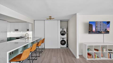 6450 Collins Ave 903, Miami Beach FL - photo 11 of 58