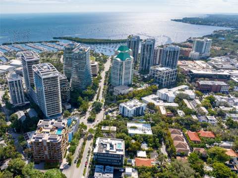 2650 Lincoln Ave 203, Miami FL - photo 13 of 30