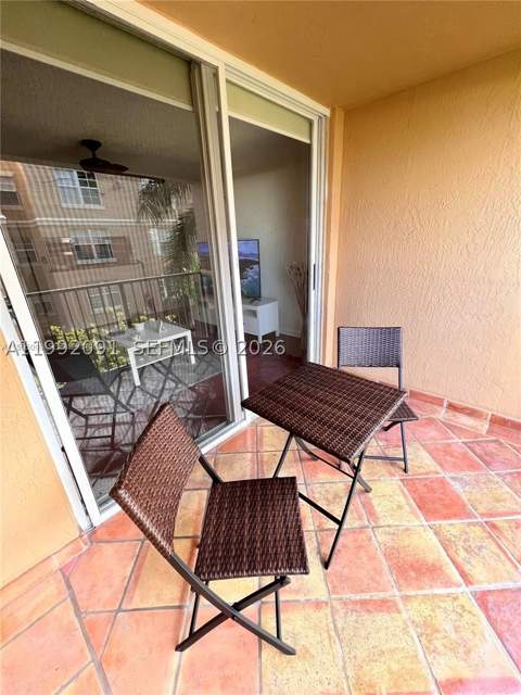 19555 E Country Club Dr 8503, Aventura FL - photo 8 of 28