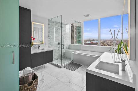 851 NE 1st Ave 3211, Miami FL - photo 12 of 71