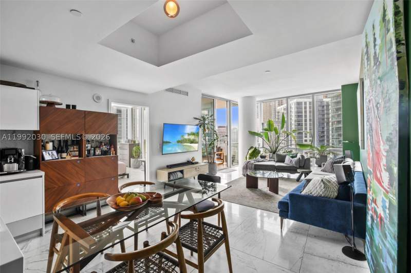 4 bedroom Condominium at 851 NE 1st Ave 3211, Paramount Miami Worldcent, Miami — photo 4