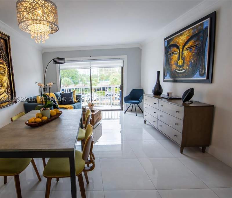 1 bedroom Condominium at 1650 NE 115th St 302, Cricket Clubhouse Condo, Miami — photo 3