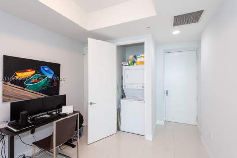 55 SE 6th St 4200, Miami FL - photo 11 of 23