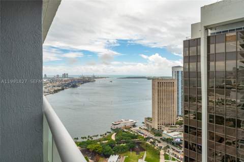 50 Biscayne Blvd 4111, Miami FL - photo 8 of 21