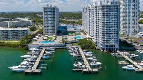 18011 Biscayne Blvd 903, Aventura FL - photo 20 of 24