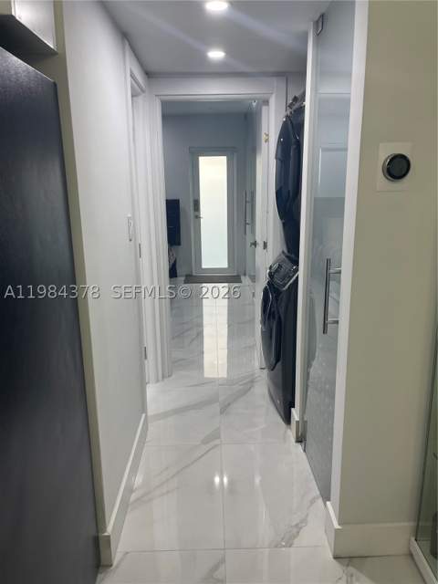 926 Michigan Ave 3, Miami Beach FL - photo 10 of 22