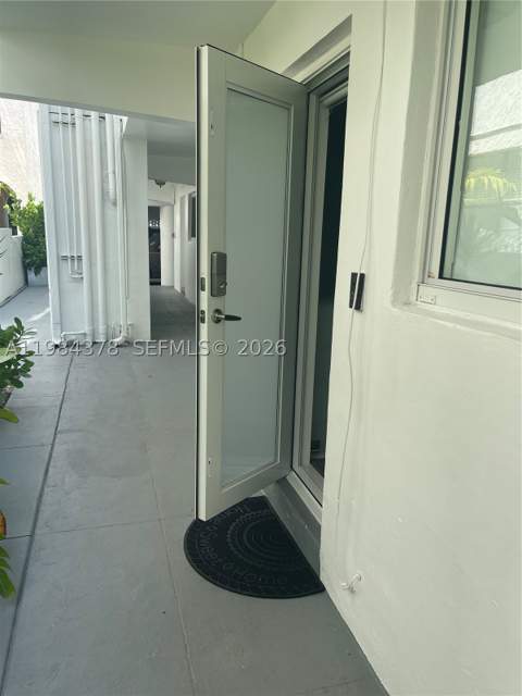 926 Michigan Ave 3, Miami Beach FL - photo 21 of 22