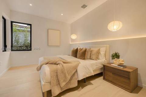 4430 Royal Palm Ave, Miami Beach FL - photo 22 of 38