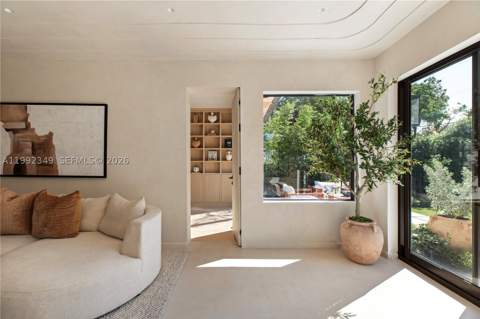 4430 Royal Palm Ave, Miami Beach FL - photo 9 of 38