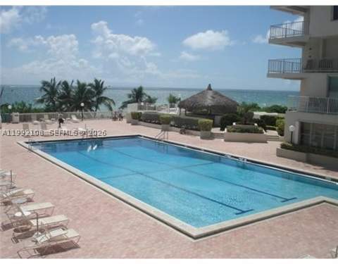 5401 Collins Ave 1514, Miami Beach FL - photo 8 of 45