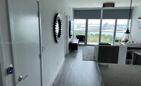 888 Biscayne Blvd 1810, Miami FL - photo 18 of 28