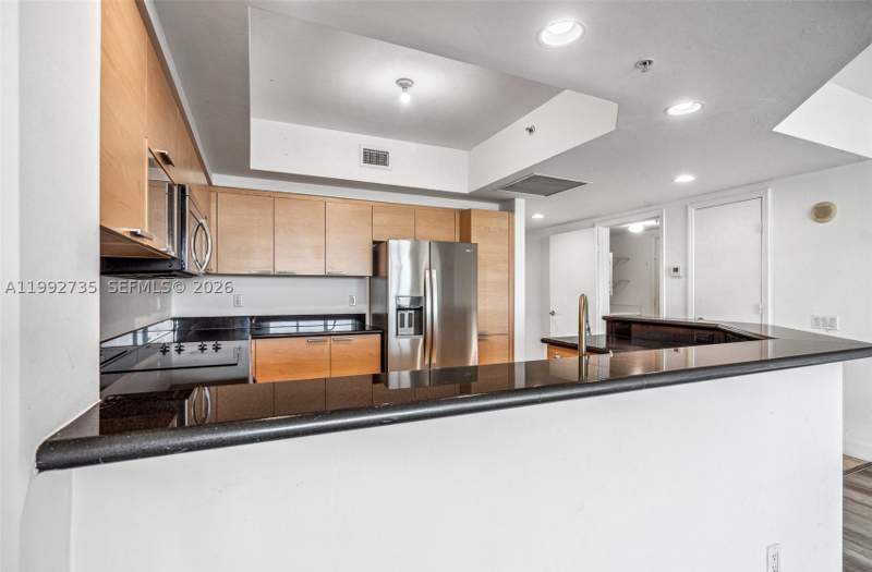 3 bedroom Condominium at 14951 Royal Oaks Ln 1706, The Oaks I Condo, North Miami — photo 5