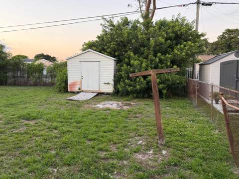 3011 NW 157th Terrace, Miami Gardens FL - photo 15 of 17