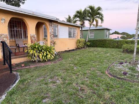 3011 NW 157th Terrace, Miami Gardens FL - photo 7 of 17