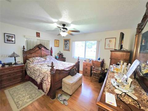 20317 NW 33rd Ave, Miami Gardens FL - photo 13 of 25