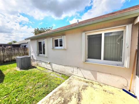 20317 NW 33rd Ave, Miami Gardens FL - photo 20 of 25