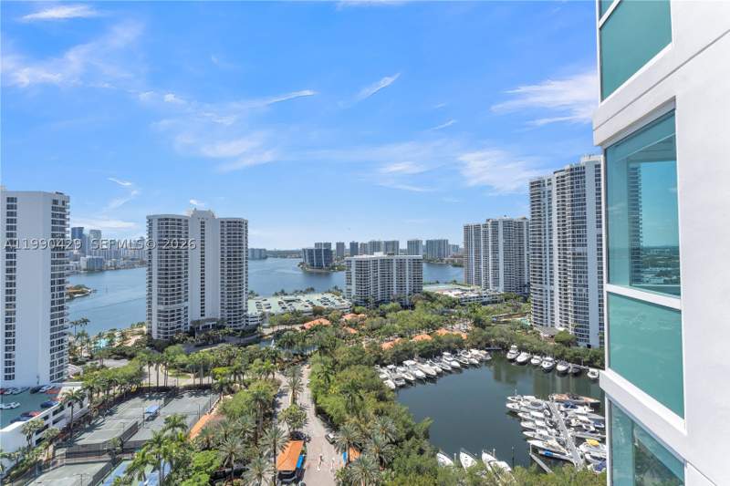 3 bedroom Condominium at 19400 Turnberry Way 2011, The Parc At Turnberry Isl, Aventura — photo 5