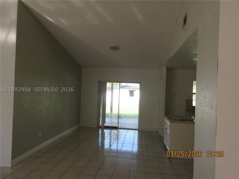 4 bedroom SingleFamilyResidence at 18420 SW 129th Ave, Carlock Sub, Miami — photo 3