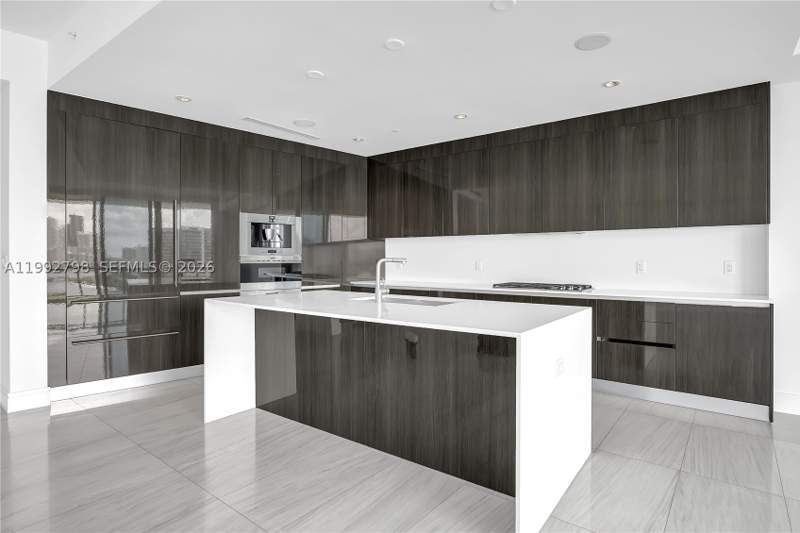 3 bedroom Condominium at 3300 NE 188th St 615, Echo Condo, Aventura — photo 4