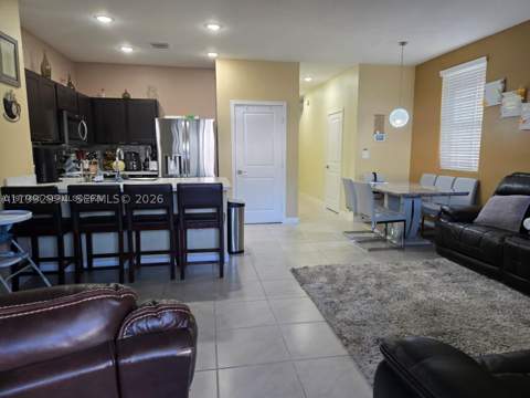 1166 SW 7th Ave, Florida City FL - photo 14 of 38