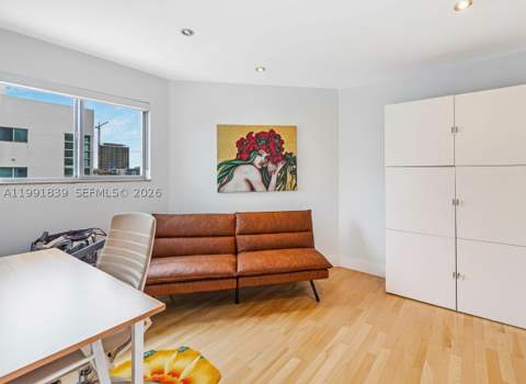 7728 Collins Ave 16, Miami Beach FL - photo 15 of 39