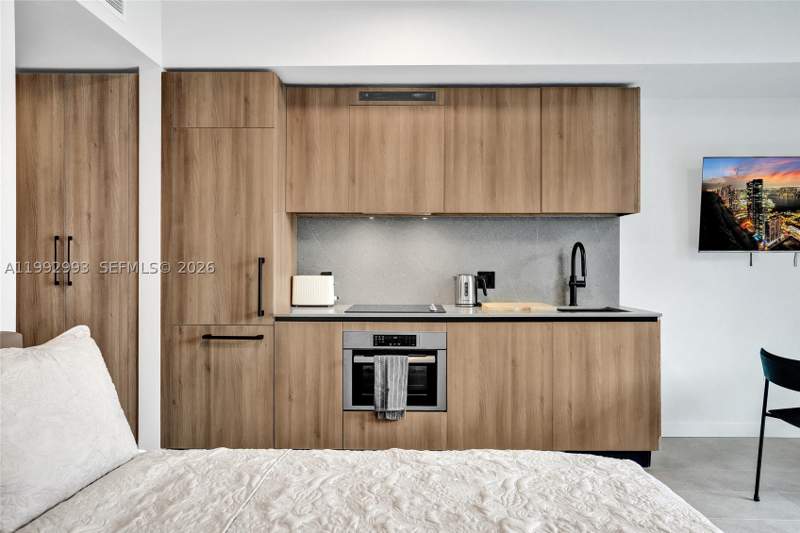 0 bedroom Condominium at 121 NE 5th Street 1404, 501 First Residences, Miami — photo 3