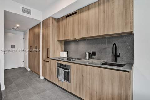 121 NE 5th Street 1404, Miami FL - photo 6 of 41