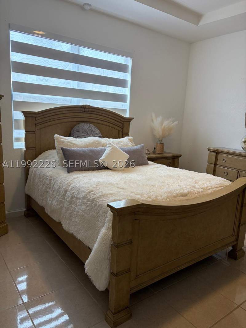 3 bedroom SingleFamilyResidence at 24982 SW 118th Ct, Hemingway Point, Homestead — photo 2