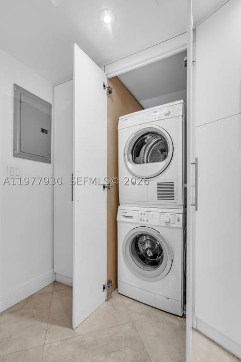 1121 Crandon Blvd E1203, Key Biscayne FL - photo 23 of 46
