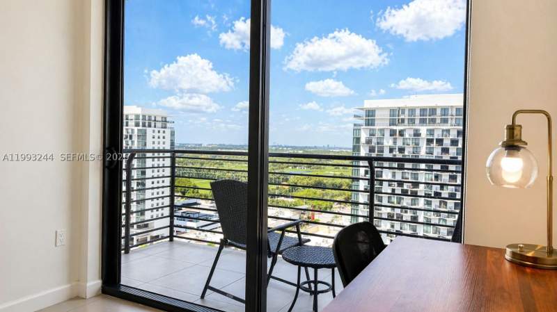 1 bedroom Condominium at 5350 NW 84th Ave 1812, 5350 Park Condo, Doral — photo 4