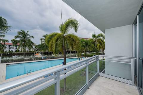 2950 NE 188th St 139, Aventura FL - photo 22 of 56
