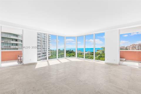 300 S Pointe Drive 801, Miami Beach FL - photo 10 of 46