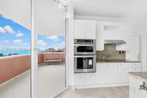 300 S Pointe Drive 801, Miami Beach FL - photo 17 of 46