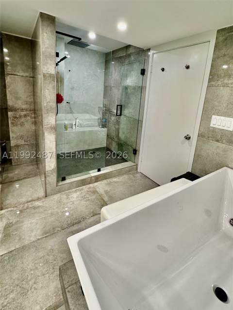 19667 Turnberry Way 22E, Aventura FL - photo 12 of 20