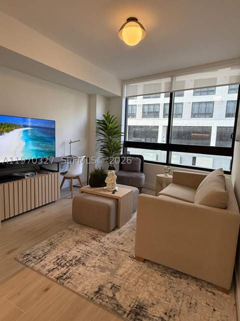 225 N Miami Ave 804, Miami FL - photo 11 of 63
