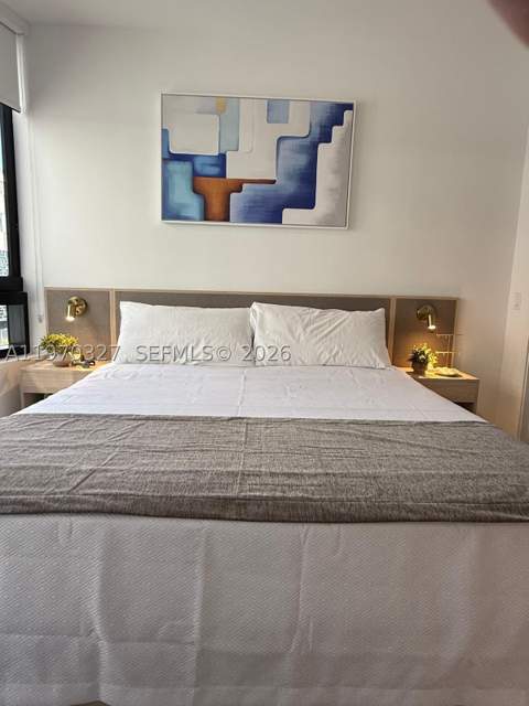 225 N Miami Ave 804, Miami FL - photo 6 of 63