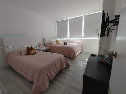 7135 Collins Ave 525, Miami Beach FL - photo 12 of 50