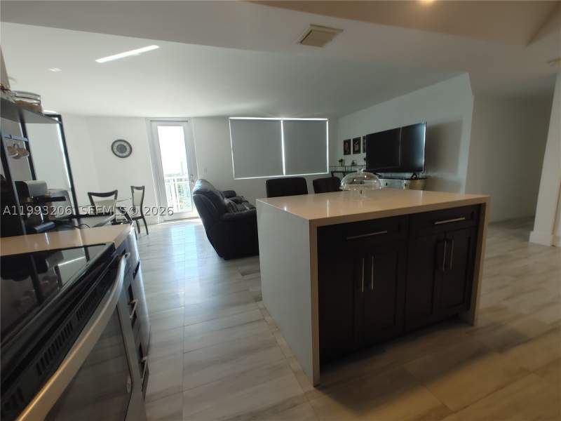 3 bedroom Condominium at 7135 Collins Ave 525, Burleigh House Condo, Miami Beach — photo 4