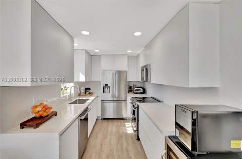 19136 Fisher Island Dr 19136, Miami Beach FL - photo 13 of 40