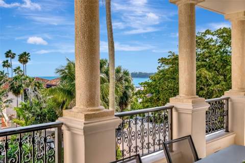 19136 Fisher Island Dr 19136, Miami Beach FL - photo 9 of 40