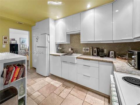 10185 Collins Ave 502, Bal Harbour FL - photo 13 of 26