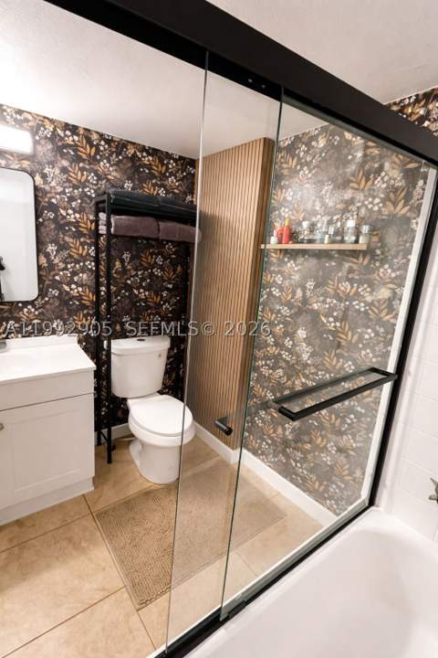 16851 NE 23rd Ave B604, North Miami Beach FL - photo 9 of 14
