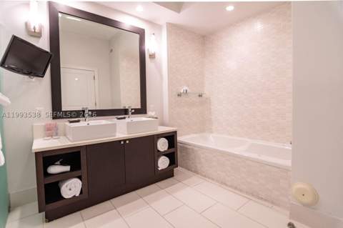 5300 NW 87th Ave 1407, Doral FL - photo 13 of 25