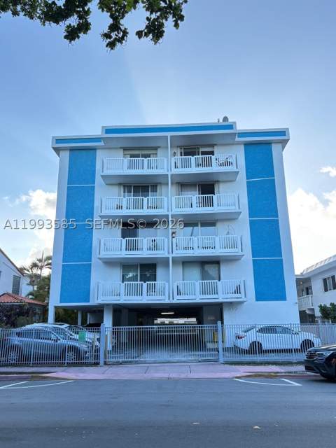 910 Michigan Ave 505, Miami Beach FL - photo 17 of 17