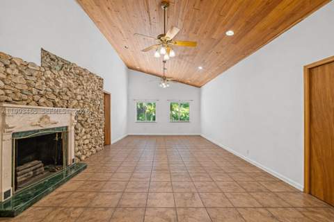 7997 SW 76th Avenue, Miami FL - photo 19 of 42