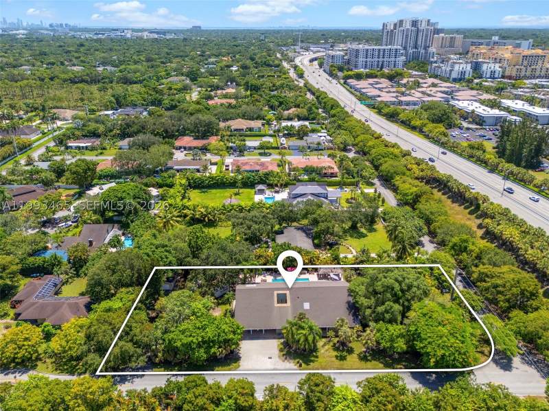 6 bedroom SingleFamilyResidence at 7997 SW 76th Avenue, Glenvar Heights, Miami — photo 3