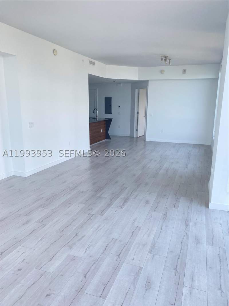 2 bedroom Condominium at 601 NE 27th St 1107, The Crimson Condominium, Miami — photo 3