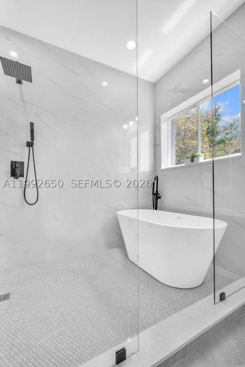 9732 NW 32nd St, Doral FL - photo 10 of 26