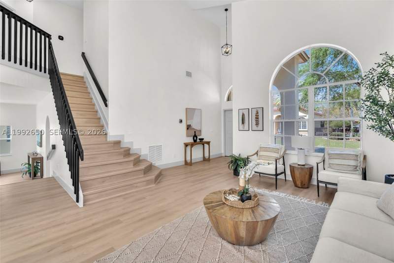 4 bedroom SingleFamilyResidence at 9732 NW 32nd St, Costa Verde Sec 1, Doral — photo 3